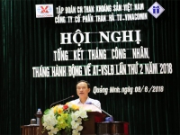 Đ/c: Trần Danh Chức- Ủy viên đoàn chủ tịch- Chủ tịch Liên đoàn Lao động tỉnh Quảng Ninh, phát biểu tại Hội nghị Tổng kết Tháng Công nhân - Tháng ATVSLĐ năm 2018