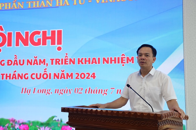 Đ/c Nguyễn Việt Thanh - Bí thư Đảng ủy Công ty phát biểu chỉ đạo Hội nghị