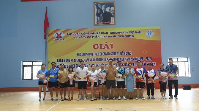 9ban to chuc trao giai phong trao