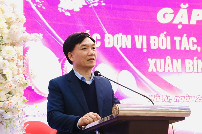 Đồng chí Trần Quốc Tuấn - Bí thư Đảng ủy, Giám đốc Công ty phát biểu tại buổi Gặp mặt