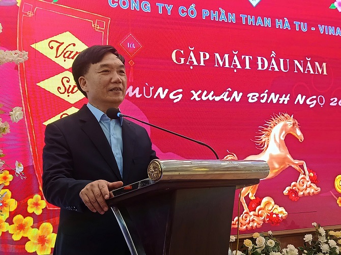 Đ/c Trần Quốc Tuấn - Bí thư Đảng ủy, Giám đốc Công ty phát biểu khai xuân