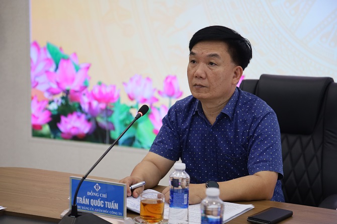 Đồng chí Trần Quốc Tuấn - Bí thư Đảng ủy, Giám đốc công ty chủ trì Hội nghị